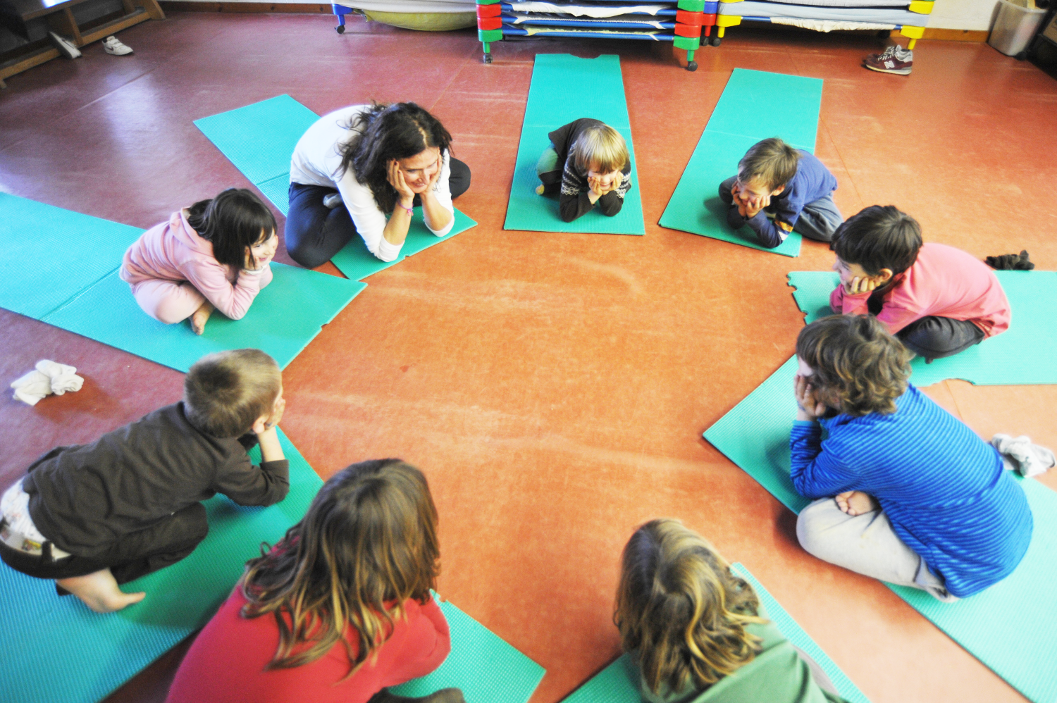 Yoga para nios de 4 a 7 aos