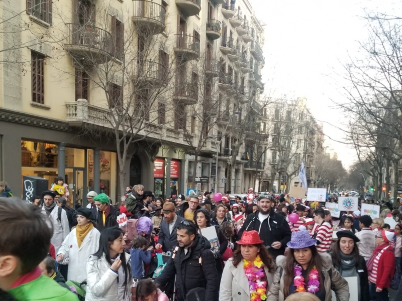  Éxito de asistencia en el Desfile de Carnaval